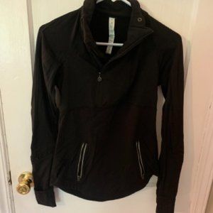 LULULEMON - EUC - Athleisure - Sz 6